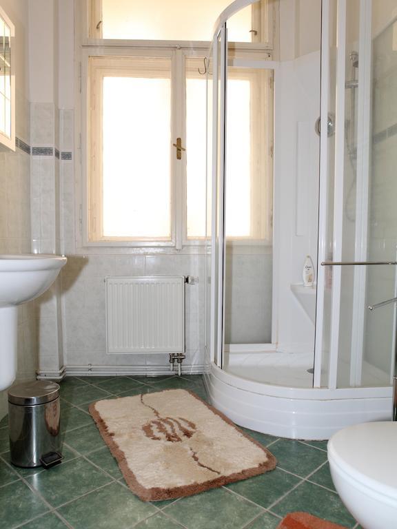 7K - Apartmany Lazenska Карловы Вары Номер фото