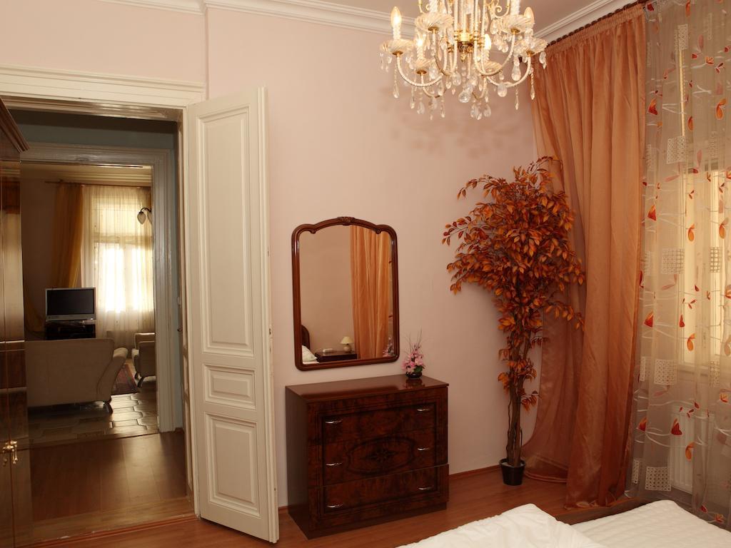 7K - Apartmany Lazenska Карловы Вары Экстерьер фото
