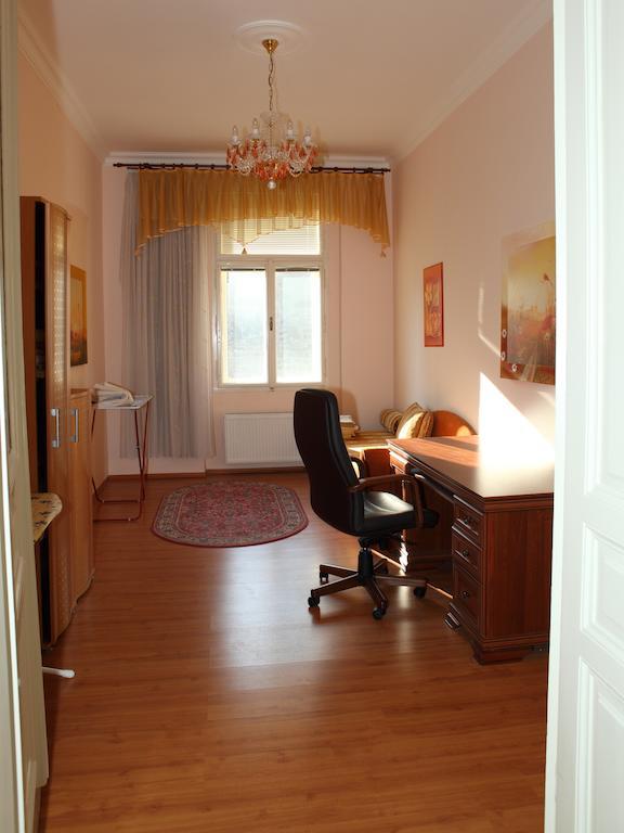7K - Apartmany Lazenska Карловы Вары Номер фото